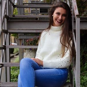 Meet your Posher, Haley